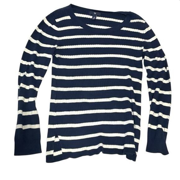 GAP Striped Long Sleeve Top - Sweater Style Navy & White - Medium Long Sleeves - Picture 1 of 12